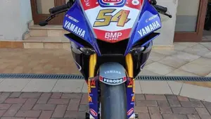 Yamaha YZF R1 Toprak Replica (2022)  (4)