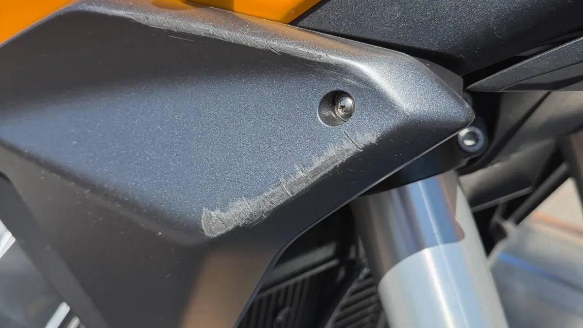 Moto Guzzi Stelvio (2024 - 26)  (3)