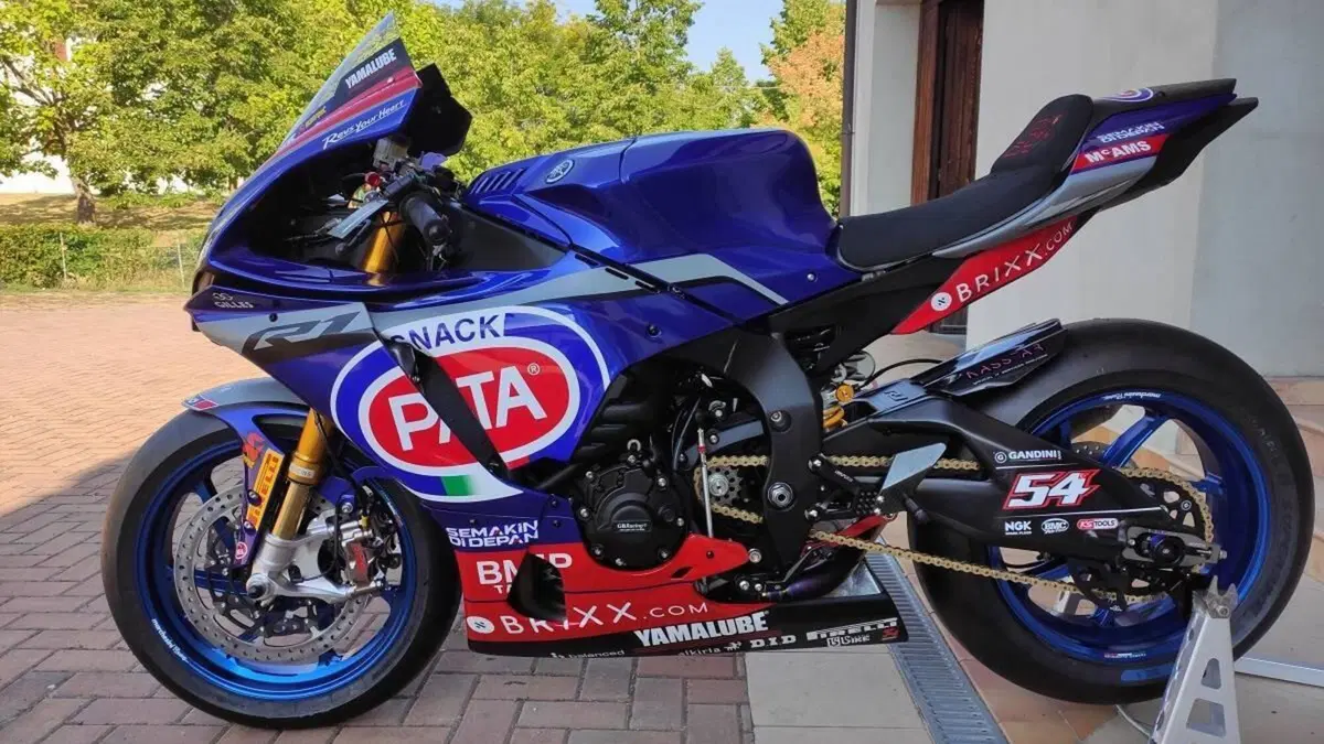 Yamaha YZF R1 Toprak Replica (2022)  (7)