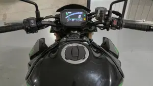 Kawasaki Z 900 SE (2022 - 24)  (6)