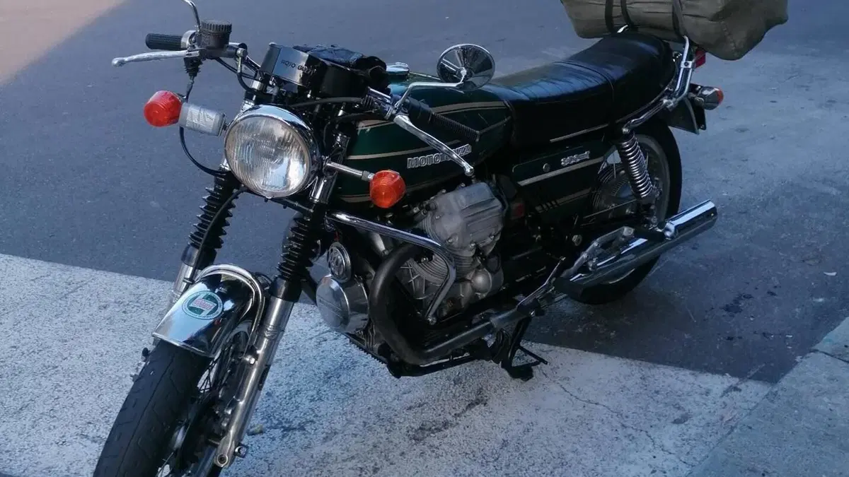 Moto Guzzi   (4)