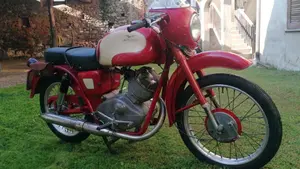 Moto Guzzi  