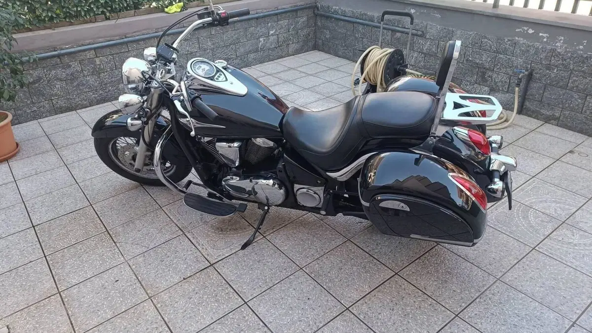 Kawasaki Vulcan VN 900 Classic (2011 - 16)  (2)