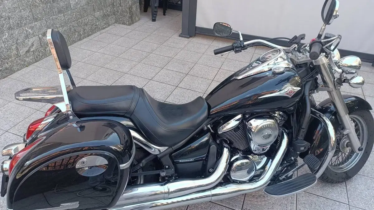 Kawasaki Vulcan VN 900 Classic (2011 - 16)  (4)