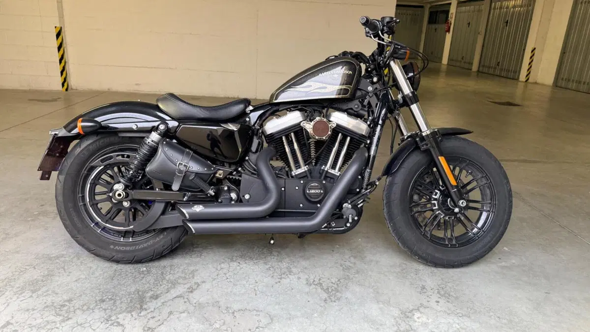 Harley-Davidson 1200 Forty-Eight (2016 - 20)  (4)