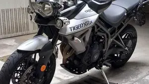 Triumph Tiger 800 XRx (2017 - 18)  (3)