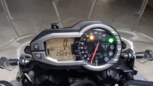 Triumph Tiger 800 XRx (2017 - 18)  (5)