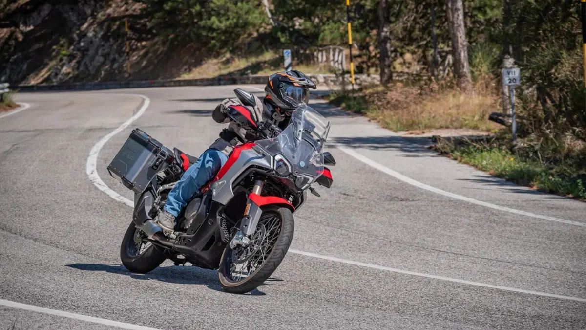 MV Agusta LXP Enduro Veloce (2024 - 25) 