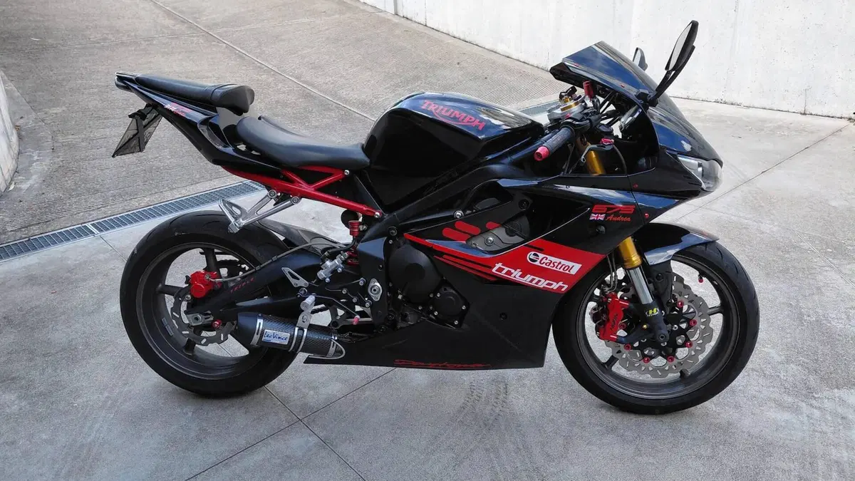 Triumph Daytona 675 (2006 - 08) 