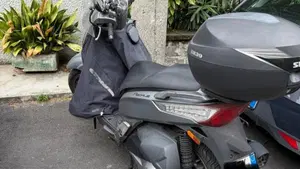 Kymco People 300i GT ABS (2016 - 20)  (2)