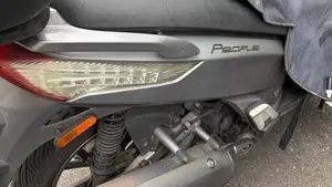 Kymco People 300i GT ABS (2016 - 20)  (11)