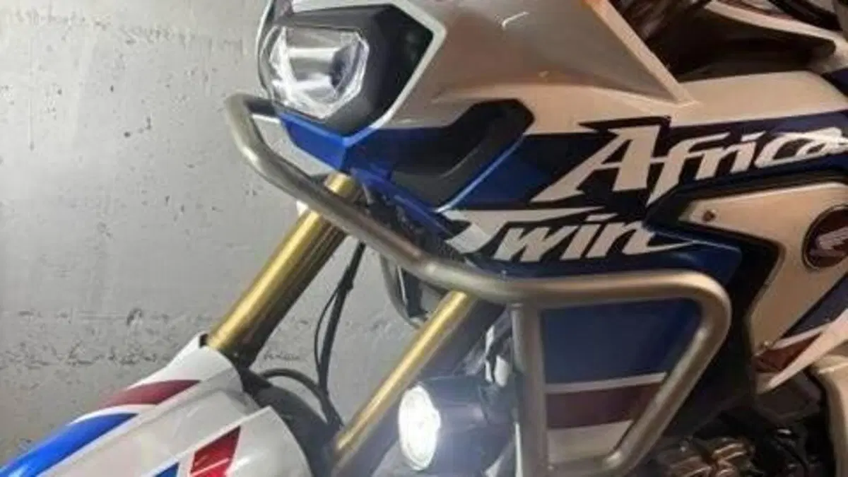 Honda Africa Twin CRF 1000L Adventure Sports DCT Travel Edition (2019)  (4)