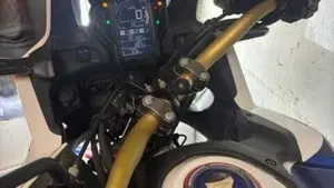Honda Africa Twin CRF 1000L Adventure Sports DCT Travel Edition (2019)  (2)