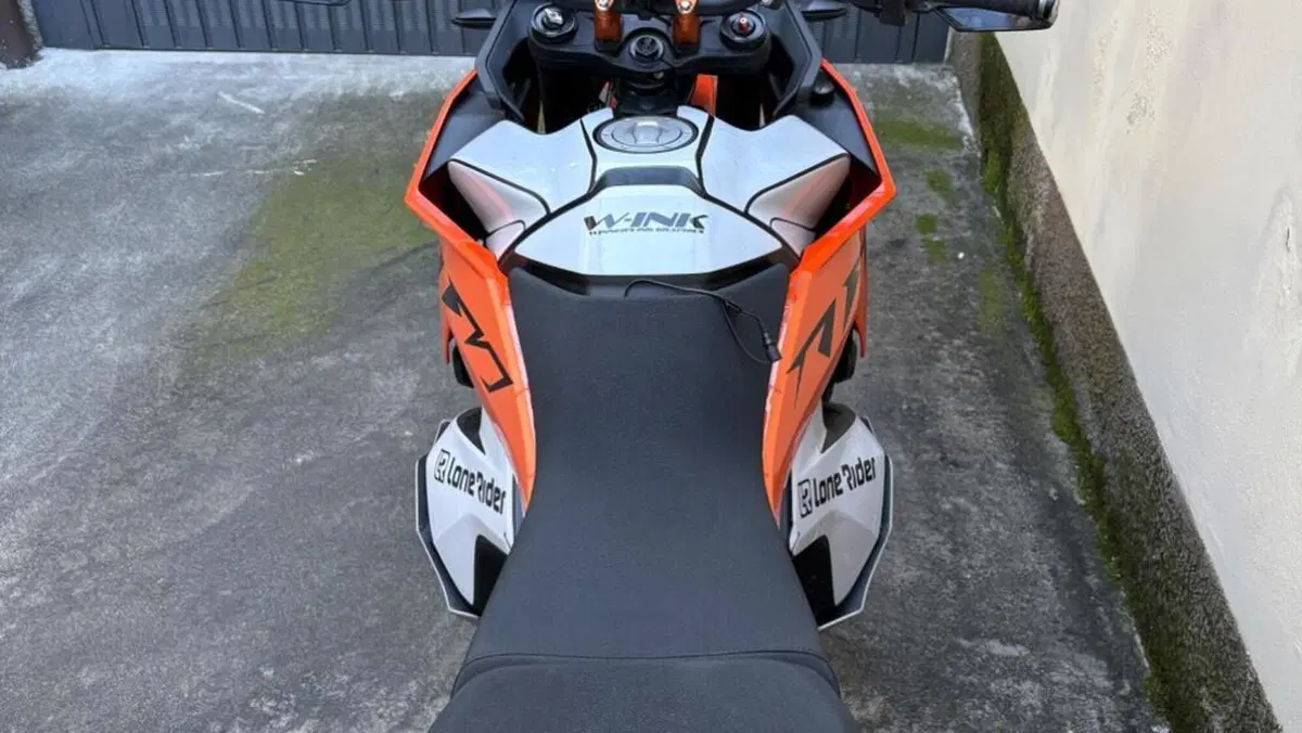 KTM 890 Adventure (2023 - 26)  (4)