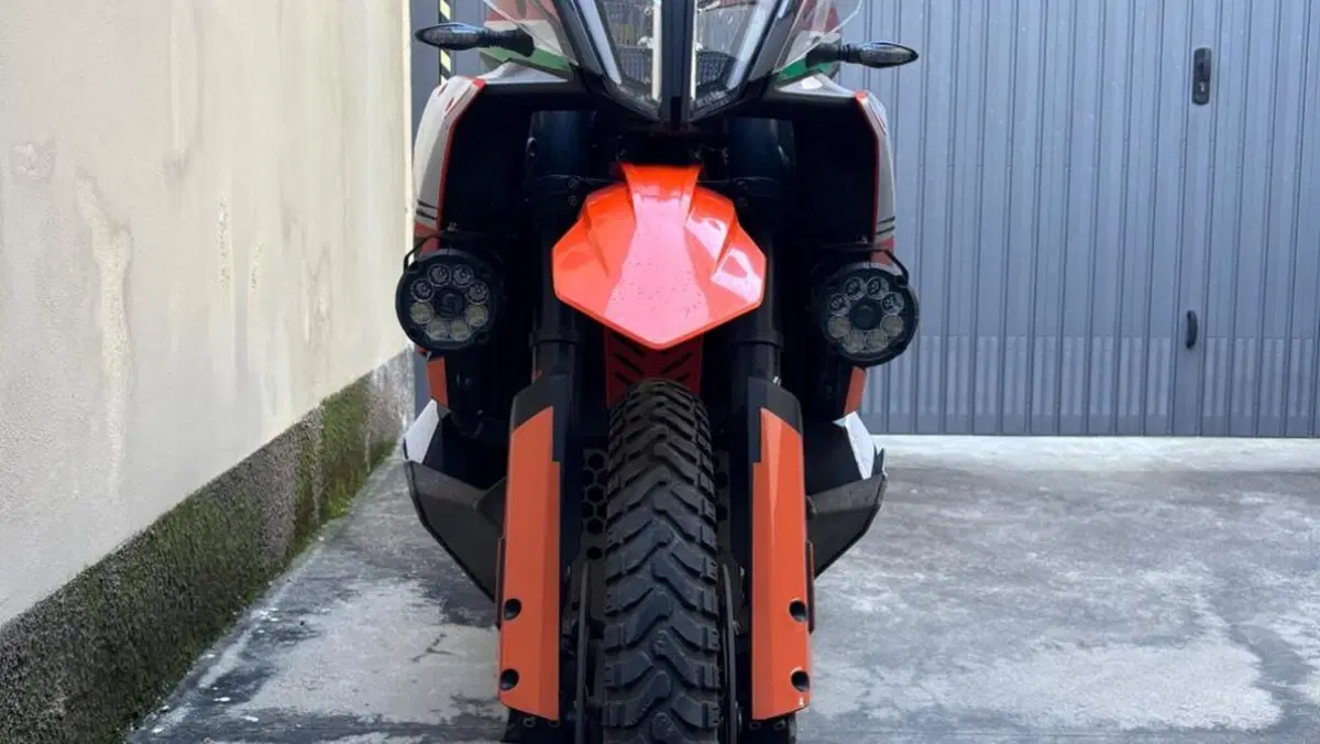 KTM 890 Adventure (2023 - 26)  (6)