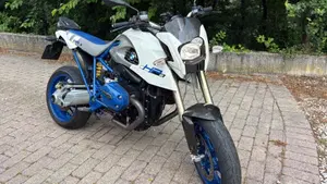 Bmw HP2 Megamoto  (3)