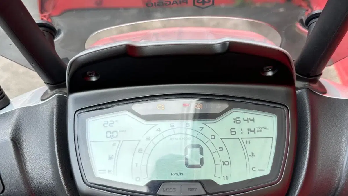 Piaggio Medley 125 S ABS (2020)  (6)