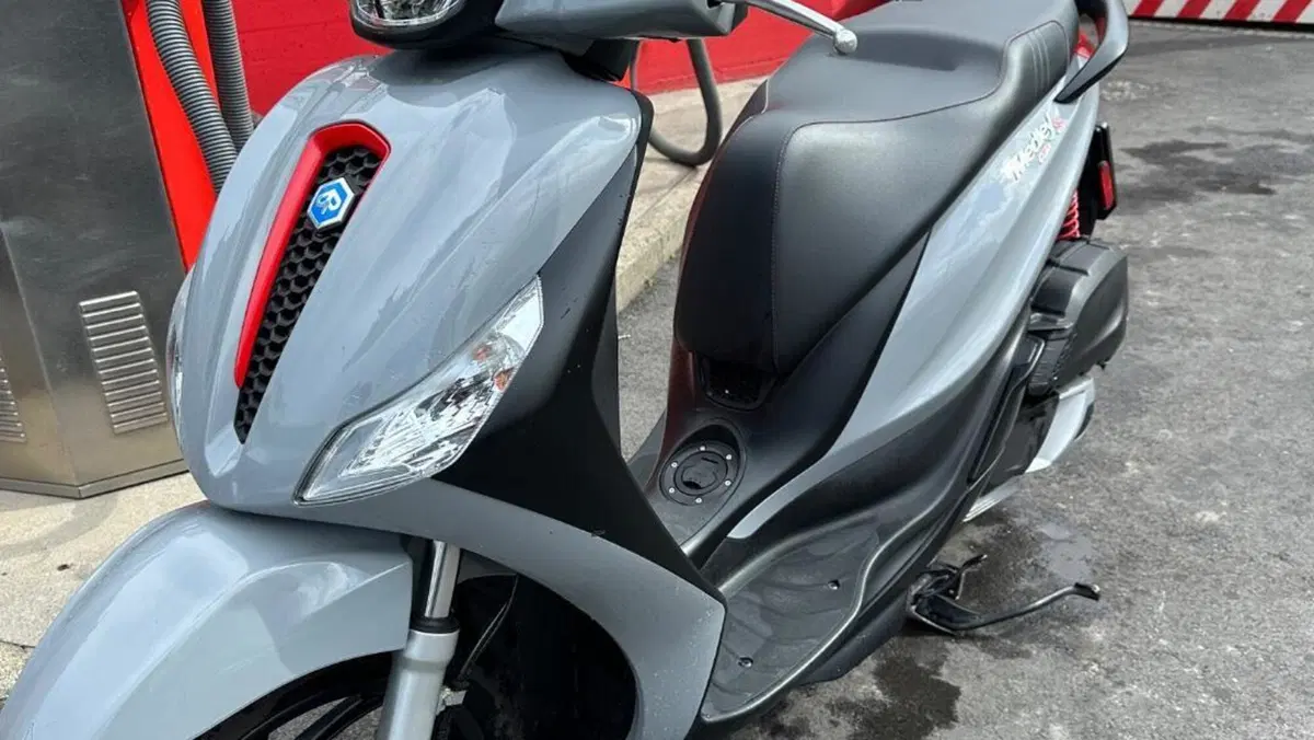 Piaggio Medley 125 S ABS (2020)  (7)