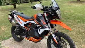KTM 890 Adventure R (2021) 