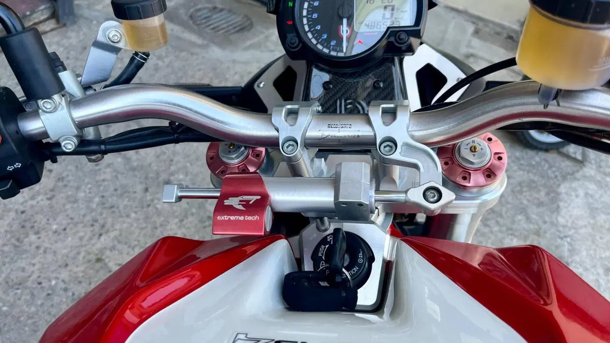 Bimota DB6 Delirio RE (2006 - 15)  (4)