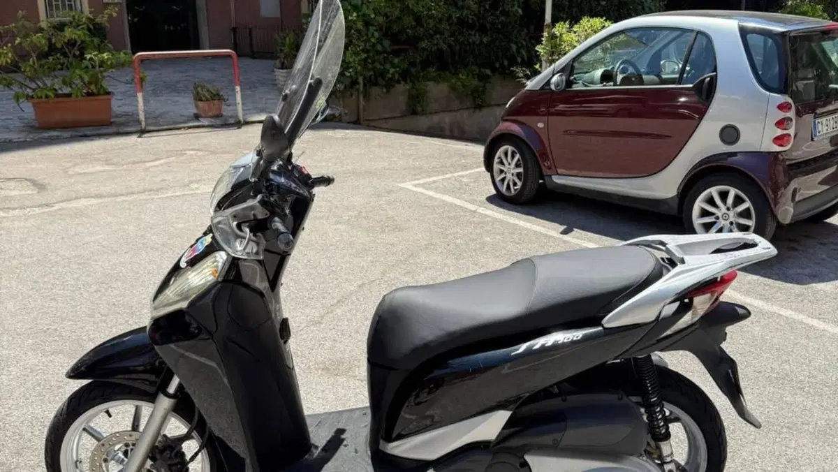 Honda SH 300 i (2011 - 14)  (3)