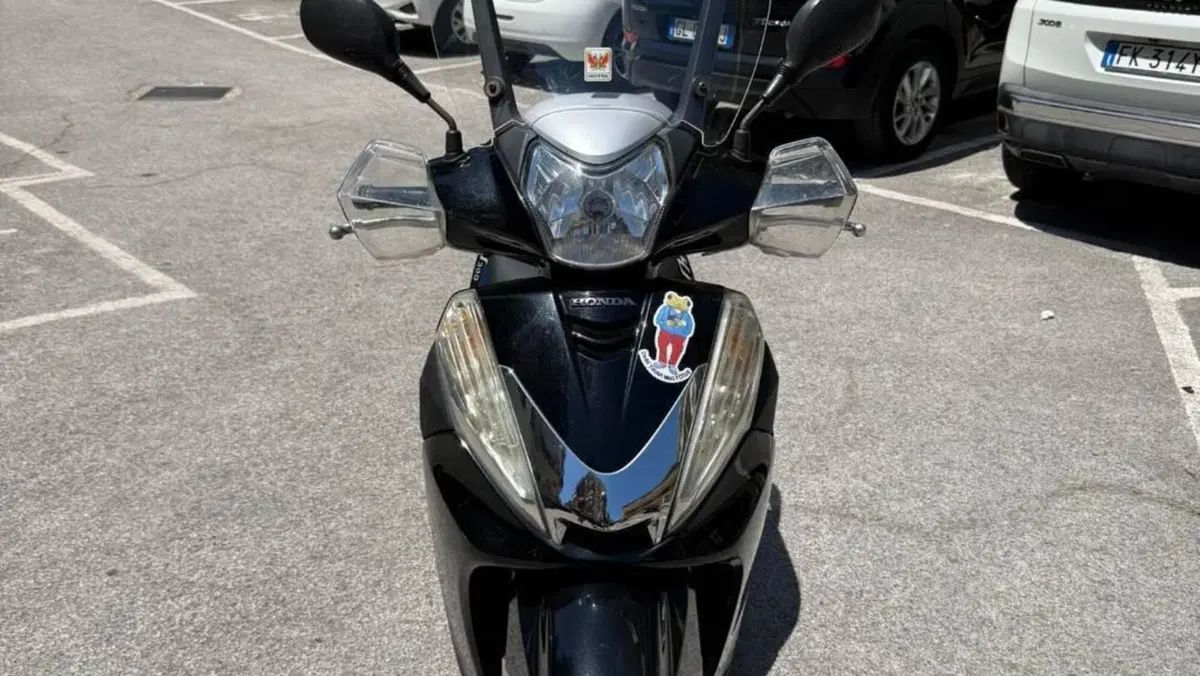 Honda SH 300 i (2011 - 14)  (4)