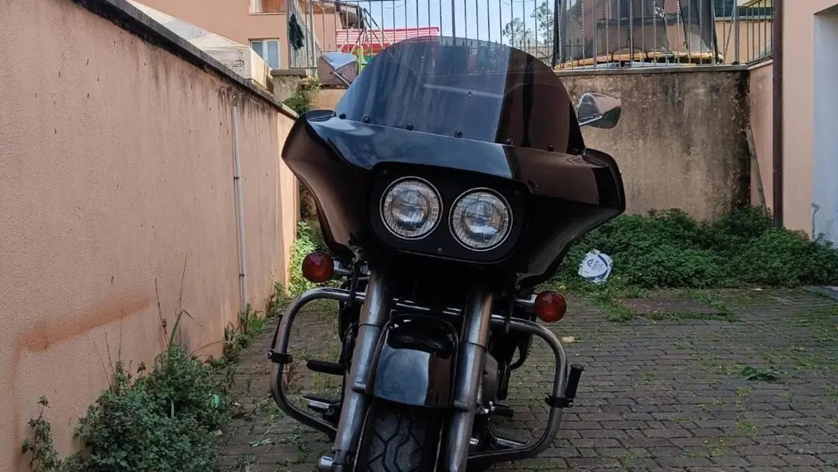 Harley-Davidson   (5)