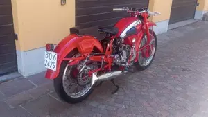 Moto Guzzi   (6)