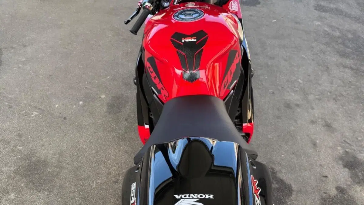 Honda CBR 900 RR Fireblade (2002 - 04)  (4)