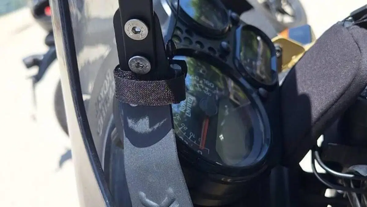 Royal Enfield Himalayan 411 (2021 - 24)  (7)