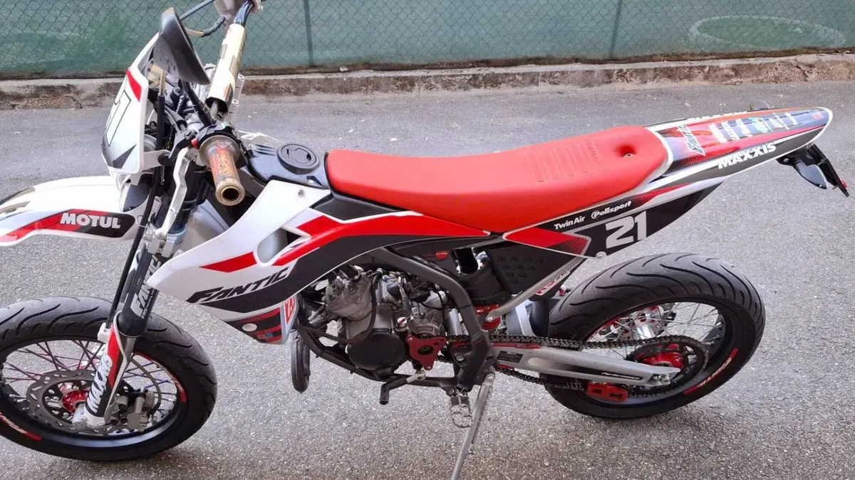 Fantic Motor XM 50 Motard Performance 2T (2021 - 22)  (3)