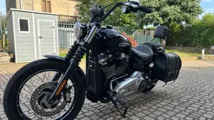 Harley-Davidson Street Bob 117 (2025 - 26)  (2)