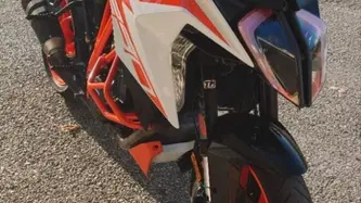 KTM 1290 Super Duke GT (2021) usata