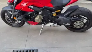 Ducati Streetfighter V4 (2023 - 24)  (6)