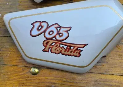 FIANCHETTI COPRI BATTERIA GUZZI FLORIDA Moto Guzzi - Annuncio 10035697