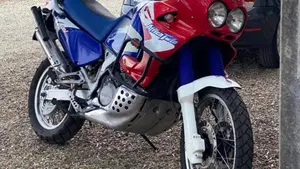 Honda Africa Twin XRV 750 (1996 - 02) 