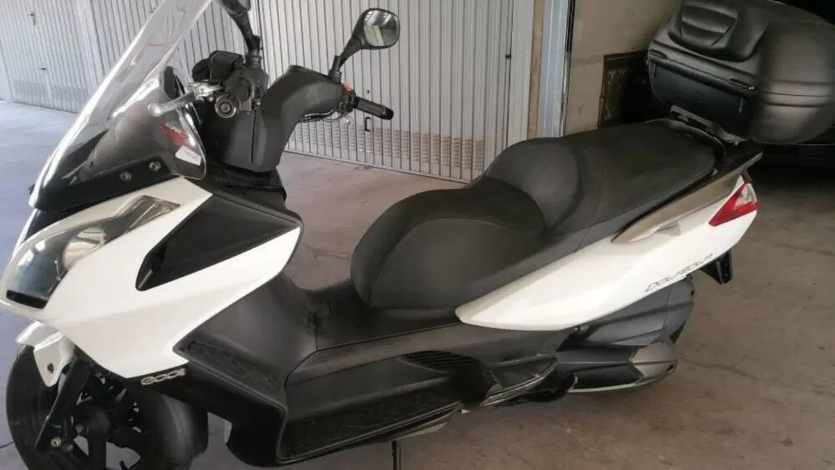 Kymco Downtown 300i (2009 - 17)  (5)