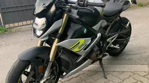Bmw S 1000 R (2021 - 24)  (2)