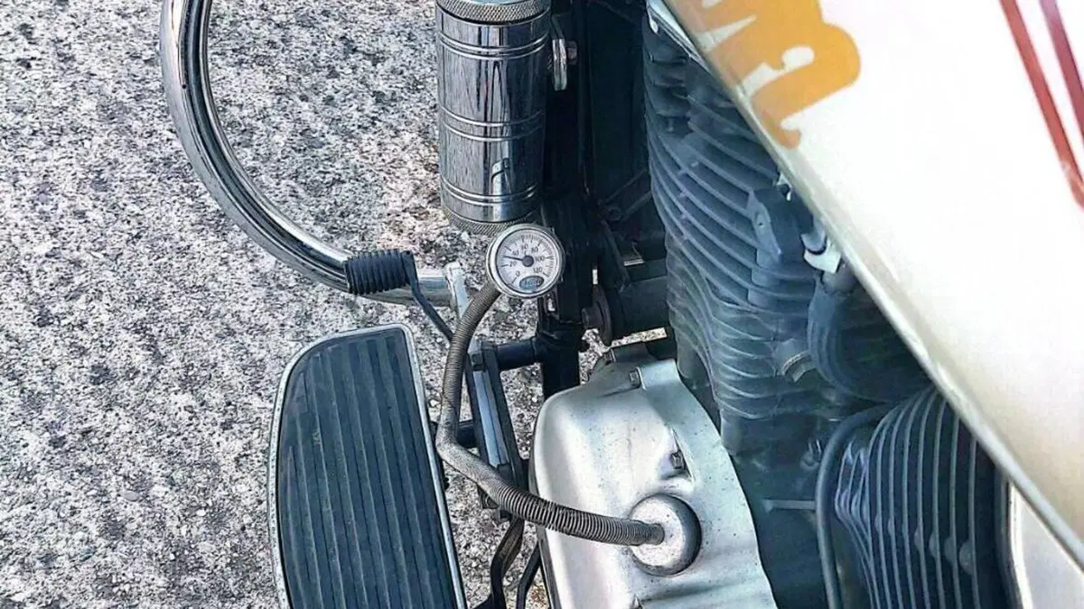 Kawasaki VN 800 Classic (1996 - 00)  (4)