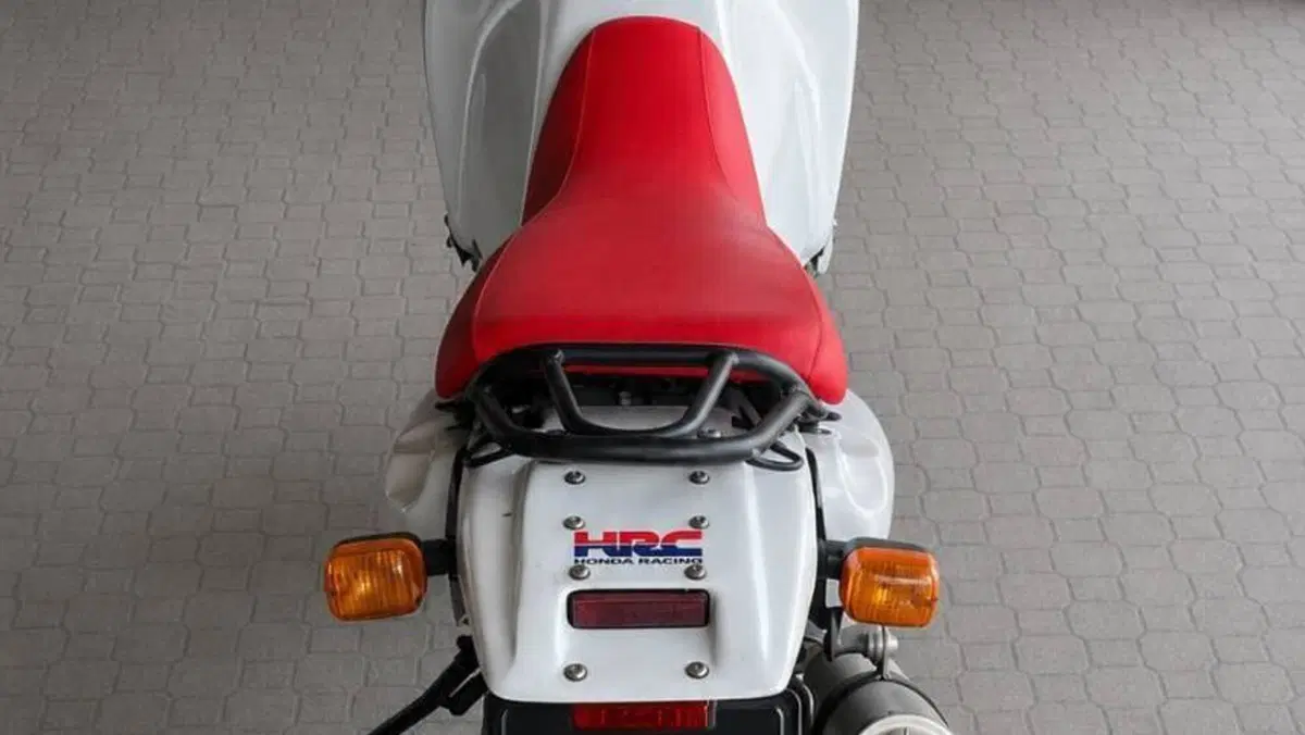 Honda Africa Twin XRV 750 (1996 - 02)  (3)