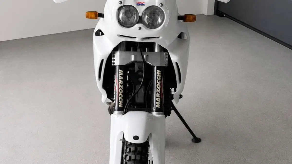 Honda Africa Twin XRV 750 (1996 - 02)  (5)