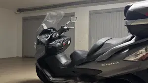 Suzuki Burgman AN 400 (2017 - 20)  (4)