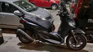 Piaggio Beverly 300 S ABS-ASR (2021 - 25)  (3)