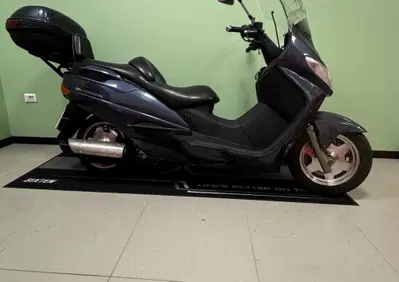 Suzuki Burgman AN 250 (1998 - 01) - Annuncio 10035819