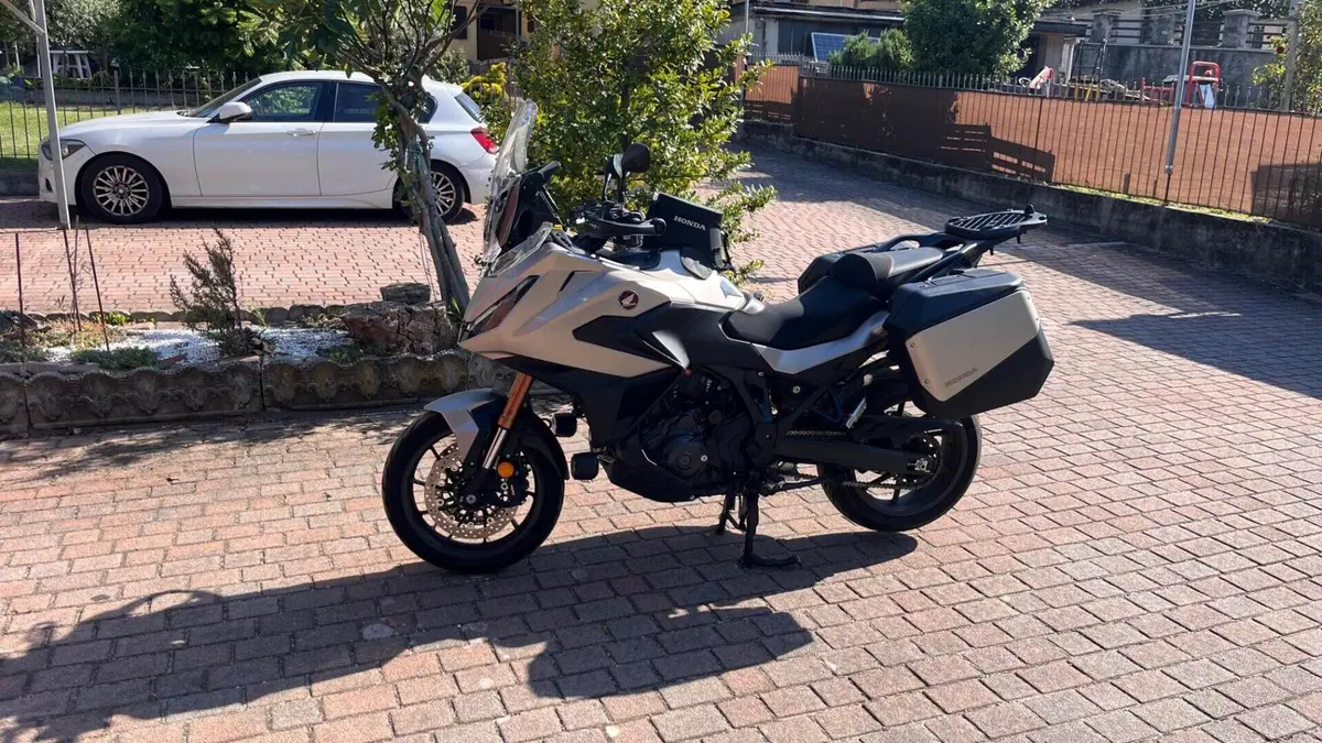 Honda NT 1100 DCT Electronic Suspension (2025 - 26)  (2)