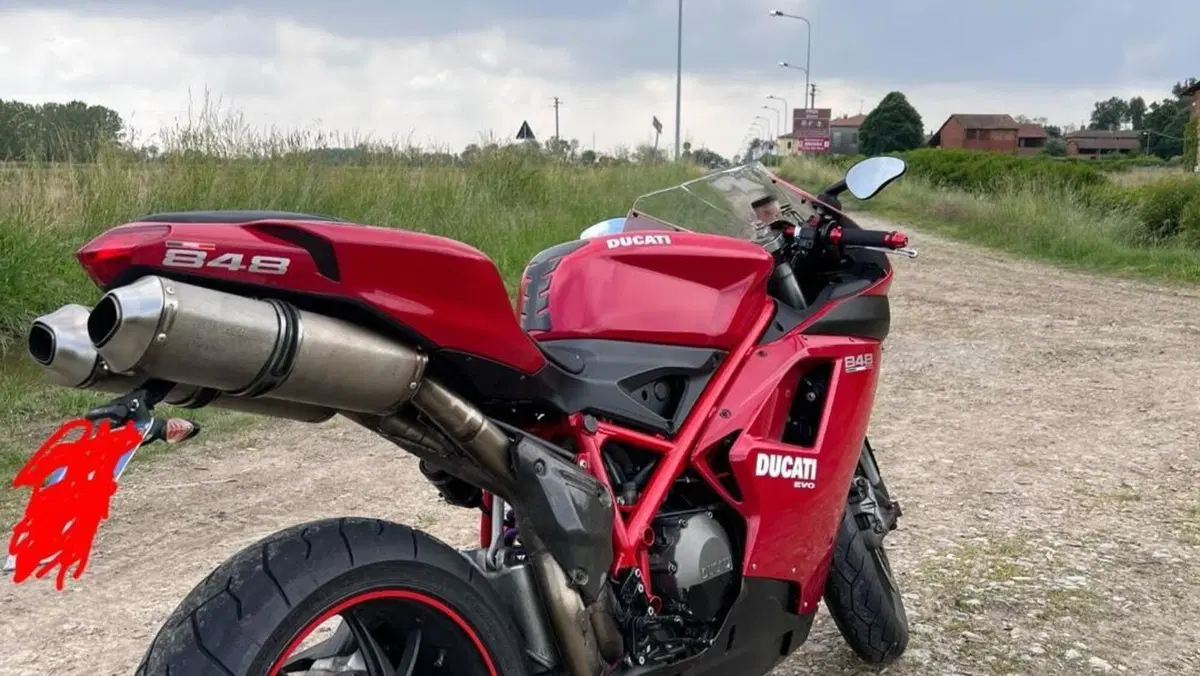 Ducati 848 (2007 - 13)  (6)