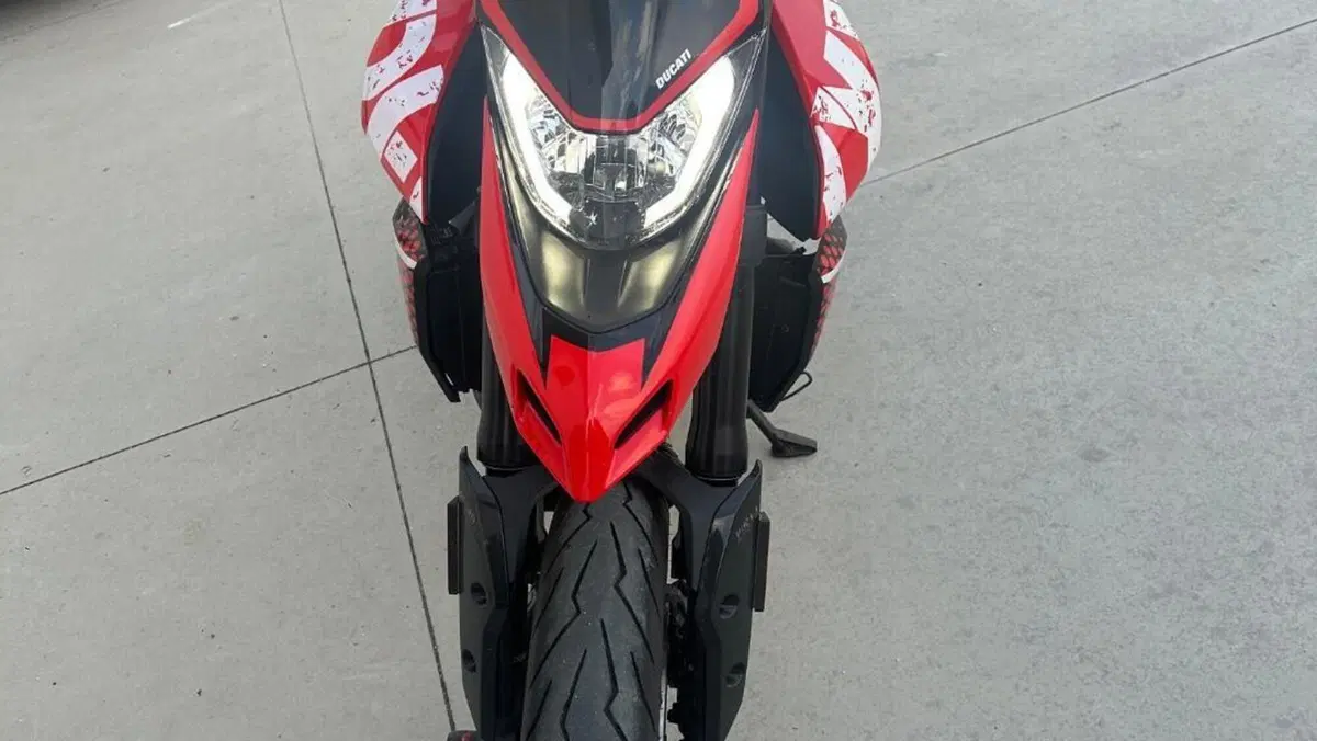 Ducati Hypermotard 950 RVE (2022 - 25)  (3)