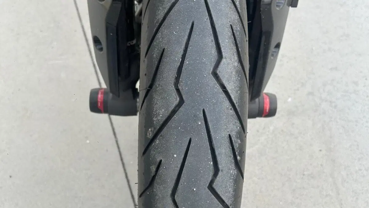 Ducati Hypermotard 950 RVE (2022 - 25)  (5)
