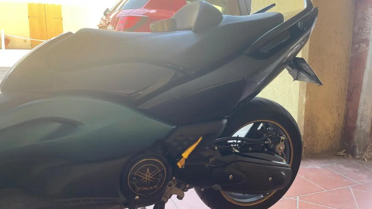 Yamaha T-Max 500 (2008 - 12)  (9)