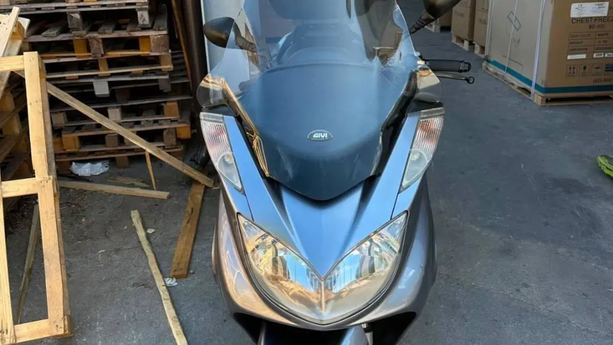 Yamaha Majesty 400 (2004 - 08) 